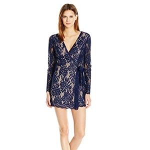 Lilly Pulitzer Women’s Tiki Wrap Romper Navy